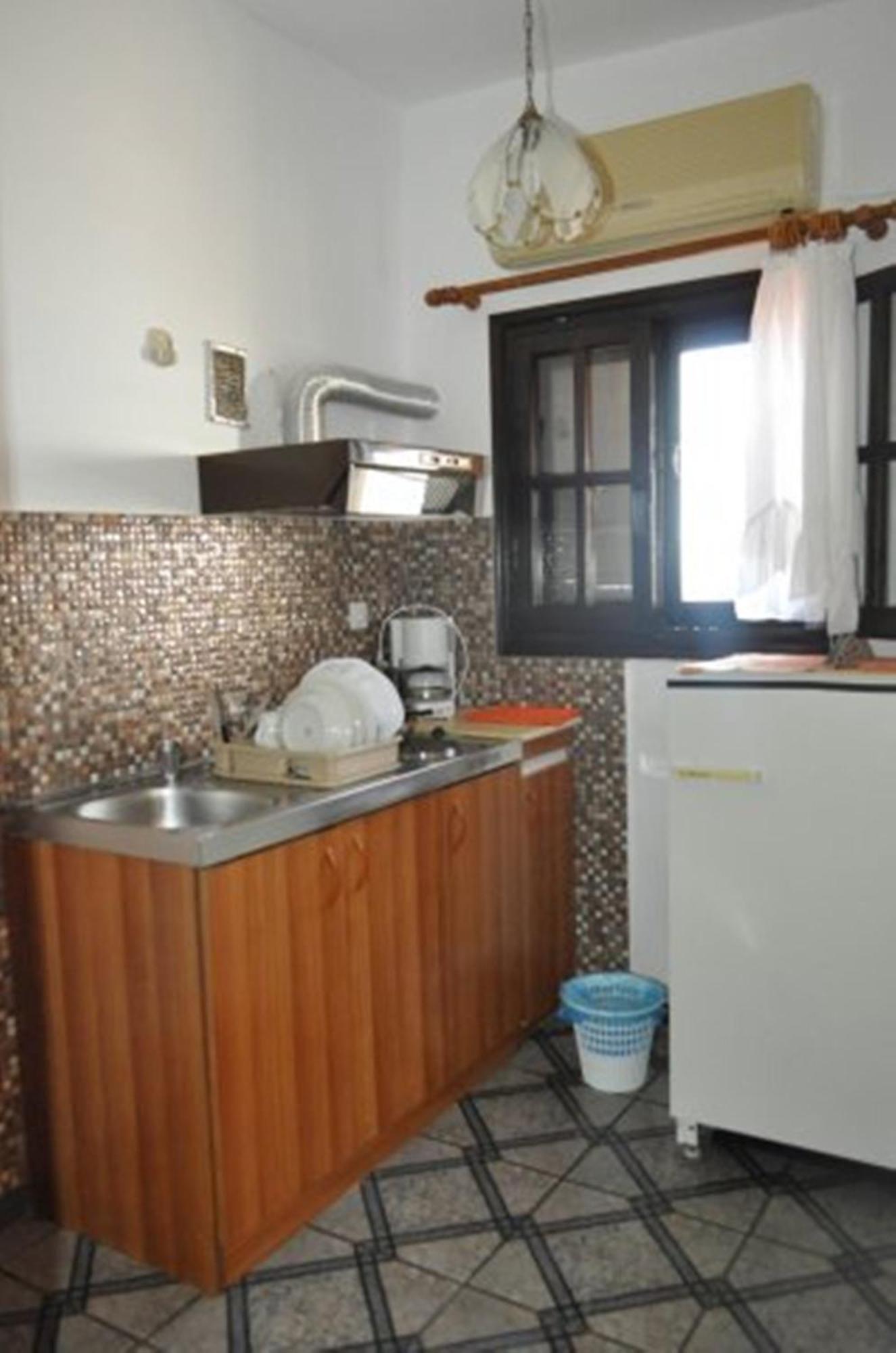 Giannis Maria Apartments Psakoudia Exterior photo