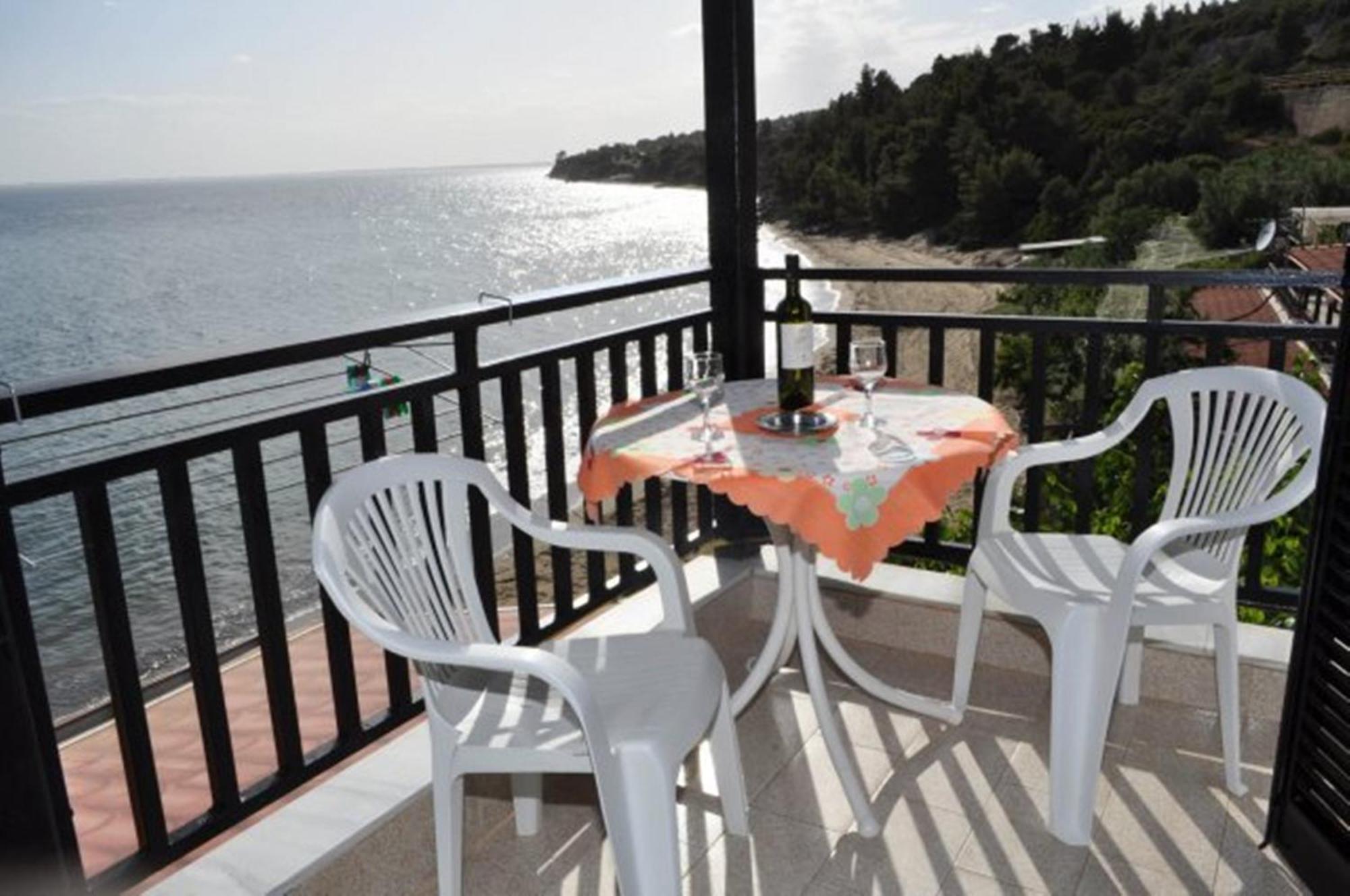 Giannis Maria Apartments Psakoudia Exterior photo
