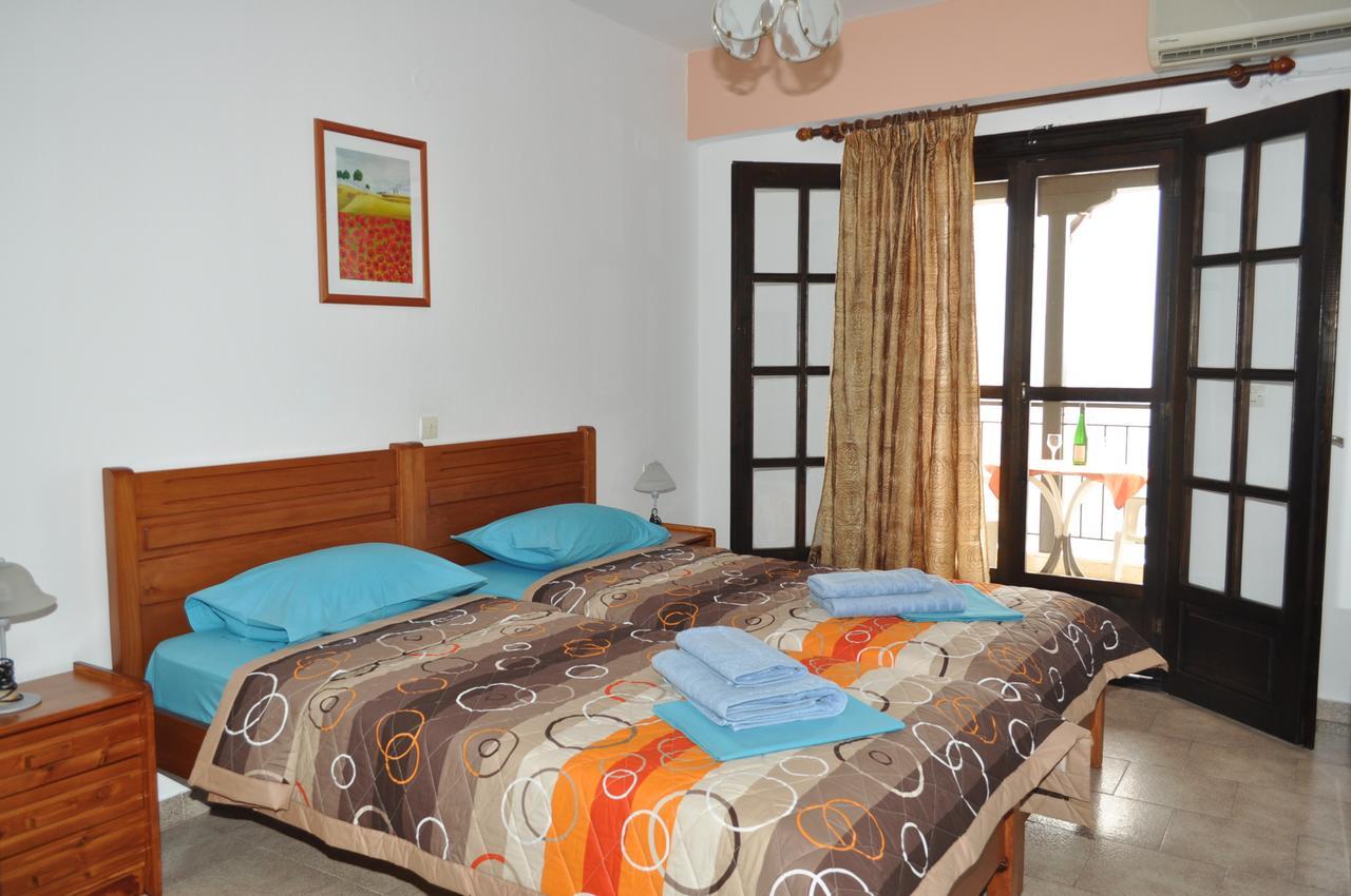 Giannis Maria Apartments Psakoudia Exterior photo
